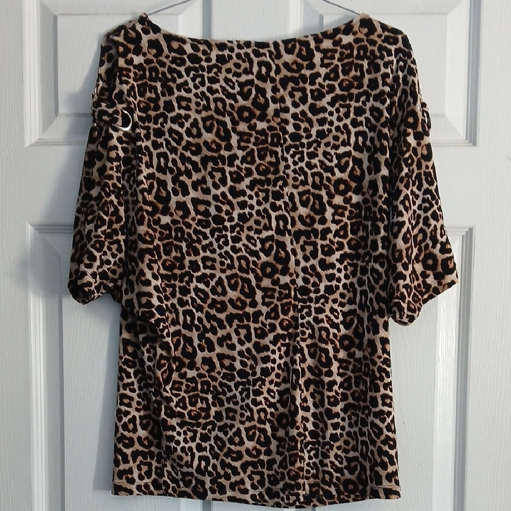 BOLD elements Animal Print Cold Shoulder Blouse - Picture 3 of 7